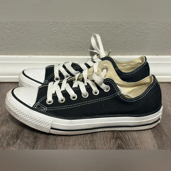 Converse Chuck Taylor All Star Sneakers - Picture 5 of 8